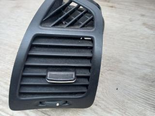 дефлектор обдува салона Kia Sorento 2 поколение 2012, 2.4 л., бензин, МКПП, передний привод, 974801U000VA