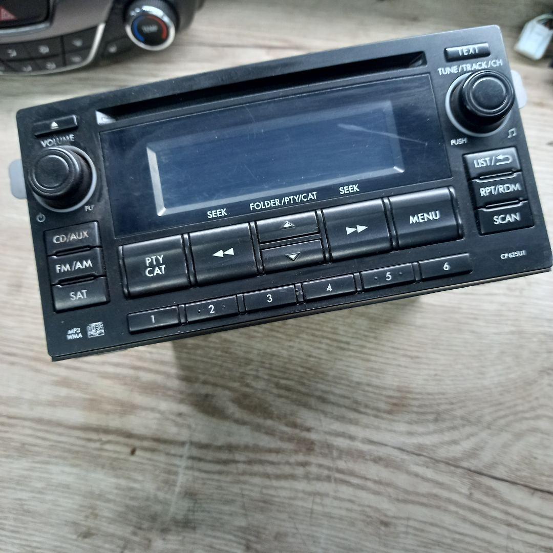 магнитола Subaru Forester 3 поколение (SH) 2010, 2.5 л., бензин, 86201SC620 - фото №1