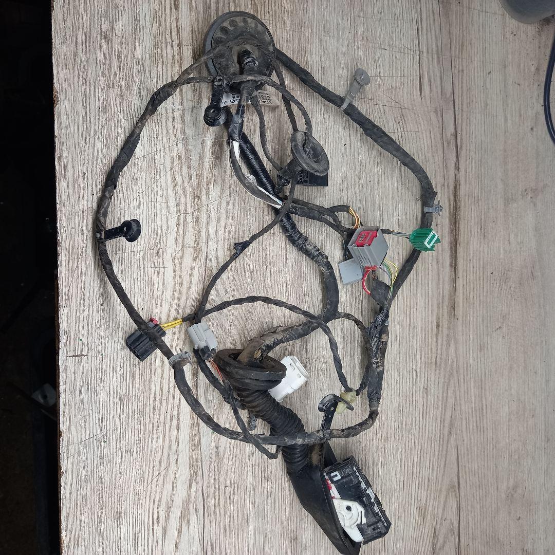 дверная проводка Chevrolet Camaro 6 поколение 2018, 2.0 л., бензин, 84198527 - фото №1