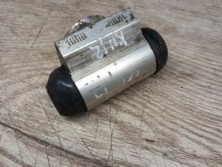 цилиндр тормозной рабочий Chevrolet Cruze 1 поколение [рестайлинг] 2014, 1.8 л., бензин, 4A291678B