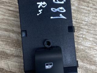 кнопка стеклоподъемника двери передней правой Alfa Romeo Stelvio 1 поколение 2018, 2.0 л., бензин, 156119257