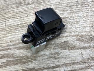 кнопка стеклоподъемника двери передней правой Subaru Forester 3 поколение (SH) 2010, 2.5 л., бензин, 83071FG110