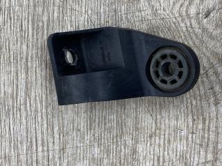 кронштейн радиатора Chevrolet Equinox 3 поколение 2018, 1.5 л., бензин, 84164531