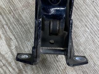 петля двери Ford Expedition 3 поколение U324 2008