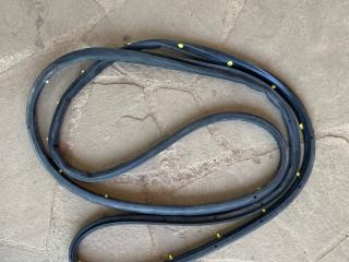 уплотнитель двери Chevrolet Cruze 2 поколение 2016, 1.4 л., бензин, АКПП