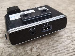 разъем AUX / USB Alfa Romeo Stelvio 1 поколение 2018, 2.0 л., бензин, 01561247210