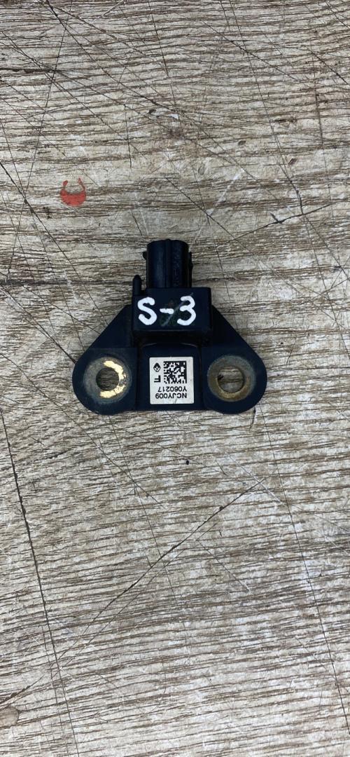 датчик удара Nissan Murano Z51 Wagon 2010, 3.5 л., VQ35DE, бензин, вариатор, (kh3) black, внедорожник 5 дв., передний привод, NCJY009 - фото №1