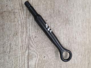 крюк буксировочный Lexus RX 4 поколение [рестайлинг] GYL25 2019, 3.5 л., 2GR-FXS, гибрид, АКПП, внедорожник 5 дв.