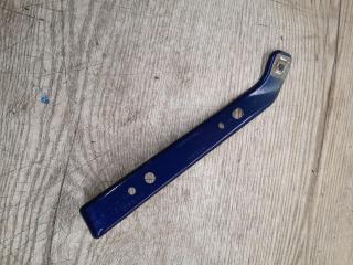 крепление ( кронштейн ) крыла Ford Mustang 6 поколение S550 2017, 5.0 л., бензин, 6МКПП, синий, FR3B16C198BC