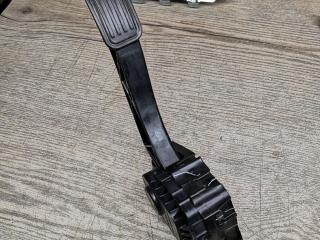 педаль Lincoln MKZ 2017, 3.0 л., бензин, DG9C9F836AD