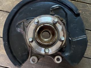 кулак задний правый Ford Mustang 6 поколение S550 2017, 5.0 л., бензин, 6МКПП, FR358758