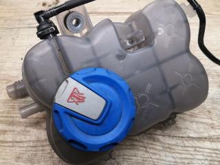 бачок расширительный Porsche Macan 1 поколение [рестайлинг] 2019, 3.0 л., бензин, правый руль, 95B121407B