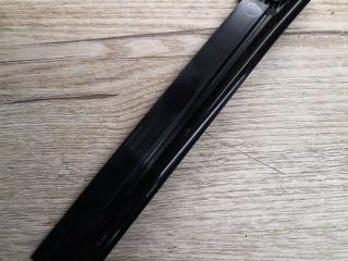 молдинг (накладка кузовная) Ford Mustang 6 поколение S550 2017, 5.0 л., бензин, 6МКПП, синий, FR3B6302565