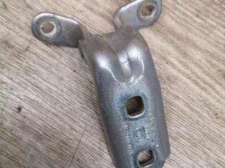 петля двери Chevrolet Cruze 2 поколение 2016, 1.4 л., бензин, седан