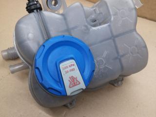 бачок расширительный Porsche Macan 1 поколение [2-й рестайлинг] 2023, 2.9 л., бензин, АКПП, 95B121407B