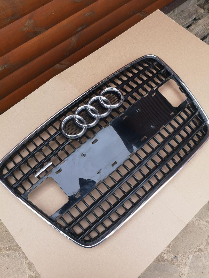 решетка радиатора Audi Q7 4L 4LB 2007, 4.2 л., BAR, бензин, АКПП, 6y / z7s, внедорожник 5 дв., полный привод, 4L0853651A - фото №1