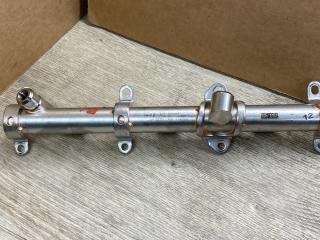 топливная рампа Porsche Macan 1 поколение [рестайлинг] 2023, 2.9 л., бензин, АКПП, 06M133316L