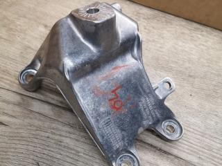 кронштейн двигателя Porsche Macan 1 поколение [2-й рестайлинг] 2023, 2.9 л., бензин, АКПП, 95B199308C