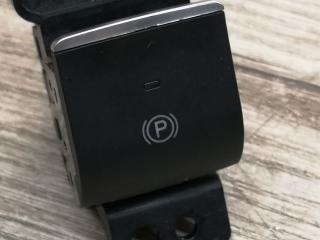 кнопка ручного тормоза (ручника) Alfa Romeo Stelvio 1 поколение 2018, 2.9 л., бензин, 156118211, 01561182110