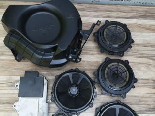 комплект акустики Porsche Cayenne 958 [рестайлинг] 2016, 3.0 л., дизель, правый руль, 7PP035828D, 7PP035411D, 7PP035710C, 7PP035223AA, 7P5035481H, 7PP035454P