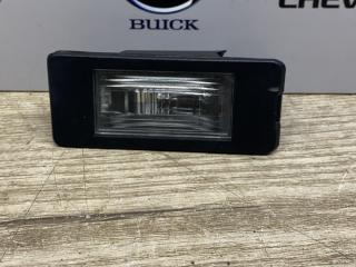 подсветка номера Chevrolet Malibu 9 поколение 2016, 2.0 л., бензин, передний привод, 13590043