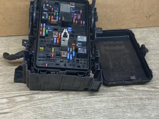 блок предохранителей Chevrolet Malibu 9 поколение 2016, 2.0 л., бензин, передний привод