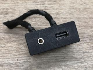 разъем AUX / USB Porsche Macan 1 поколение 2014, 3.0 л., дизель, 7PP035724D