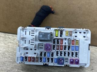 блок предохранителей Chevrolet Malibu 9 поколение 2016, 2.0 л., бензин, передний привод, 33172518