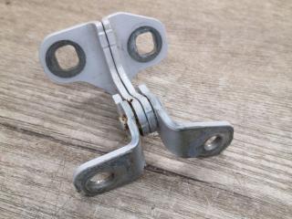 петля двери Chevrolet Malibu 9 поколение 2016, 2.0 л., бензин, передний привод