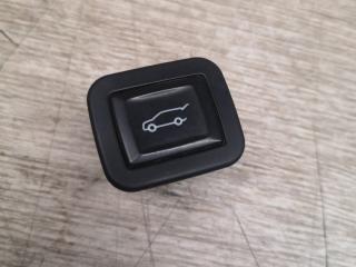 кнопка открытия багажника Chevrolet Traverse 2 поколение 2018, 3.6 л., бензин, АКПП, 25909283