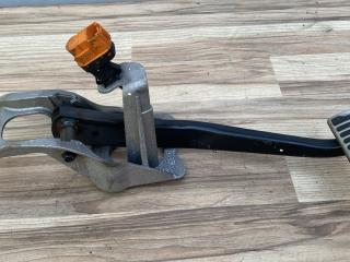 педаль тормоза Jaguar F-Pace 1 поколение 2019, 2.0 л., бензин, HK8M2450