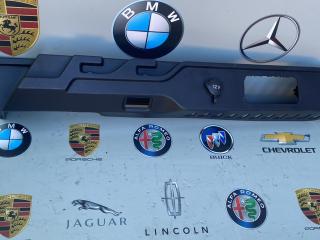 обшивка багажника Jaguar F-Pace 1 поколение 2018, 2.0 л., дизель, АКПП, правый руль, HK8331012