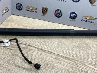 амортизатор крышки багажника (3-5 двери) Jaguar F-Pace 1 поколение 2018, 2.0 л., дизель, АКПП, HK8370354