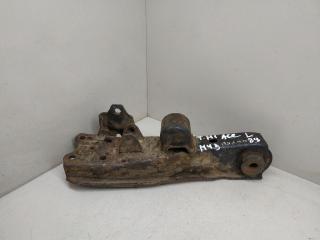 рычаг передний левый Toyota Hiace H100 1993