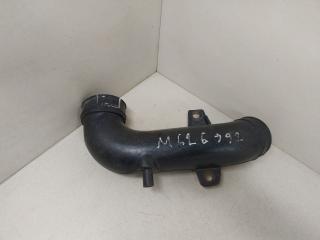 патрубок воздушного фильтра Mazda 626 3 поколение 1991