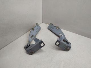 петля капота Nissan Primera P11 1998