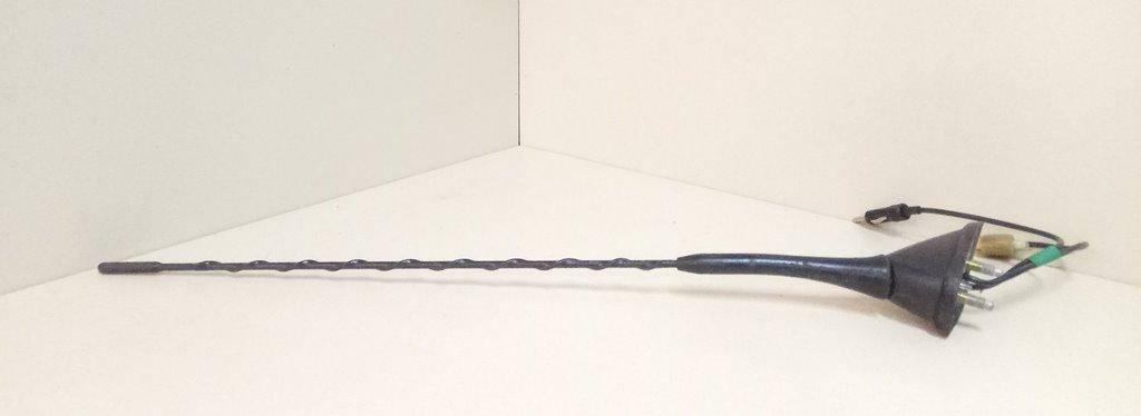 антенна Mitsubishi Lancer 9 поколение 2004, 1.0 л., бензин - фото №1