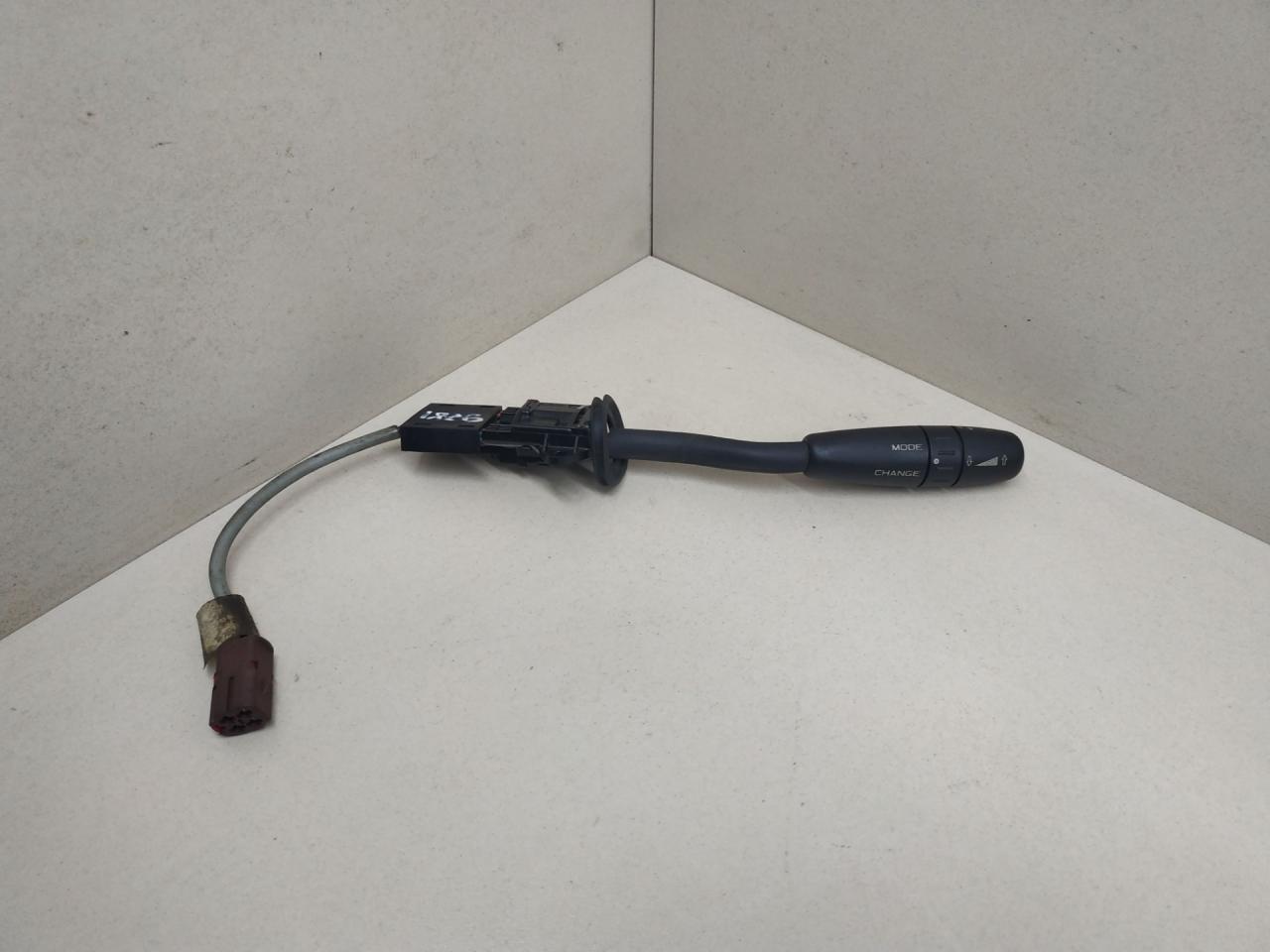 переключатель круиз-контроля Peugeot 406 1 поколение 1996, 2.1 л., TD, дизель, 5МКПП, зелёный, седан, передний привод, 96189185ZL, 34422801 - фото №1