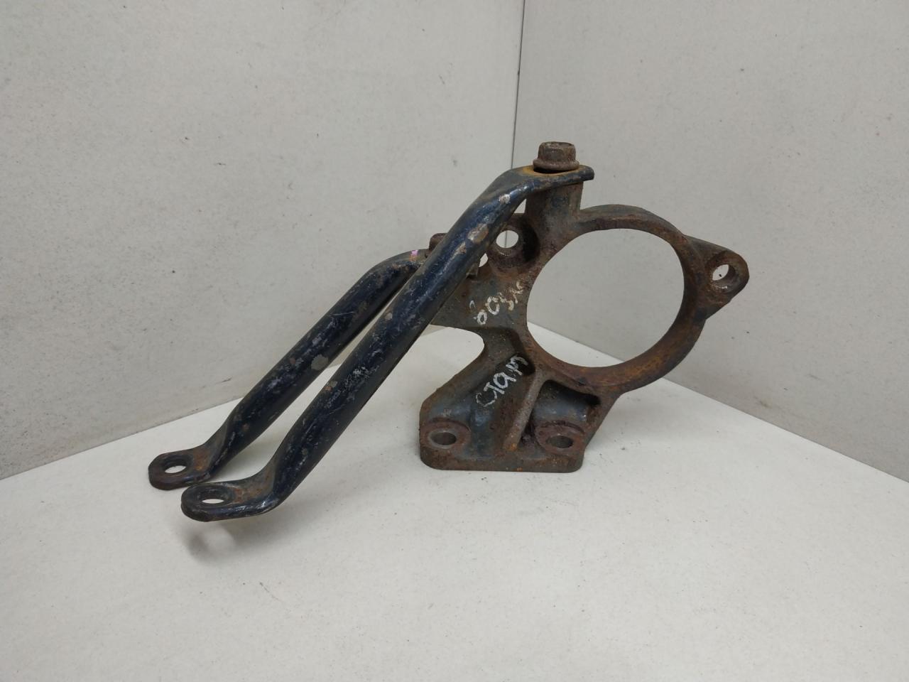 кронштейн полуоси Toyota Carina E 1 поколение 1995, 1.6 л., бензин - фото №1