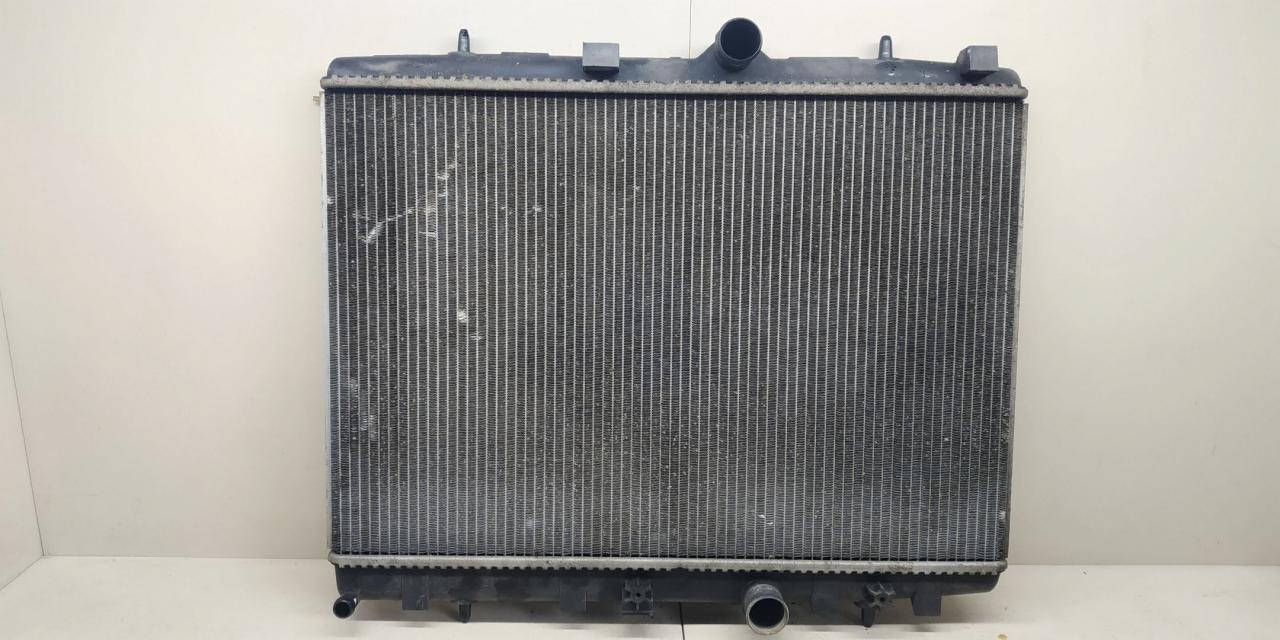 радиатор (основной) Peugeot 1007 1 поколение 2007, 1.6 л., HDi, 9HZ (DV6TED4), дизель, МКПП, серебристый, хетчбэк 3 дв., передний привод, 1330E6 - фото №1