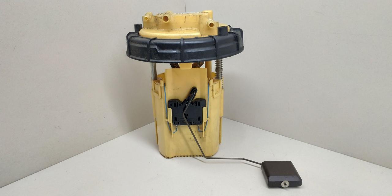 насос топливный Citroen C4 Picasso 1 поколение 2008, 1.6 л., HDi, 9HZ (DV6TED4), дизель, 5МКПП, минивэн, передний привод, 9684995280 - фото №1