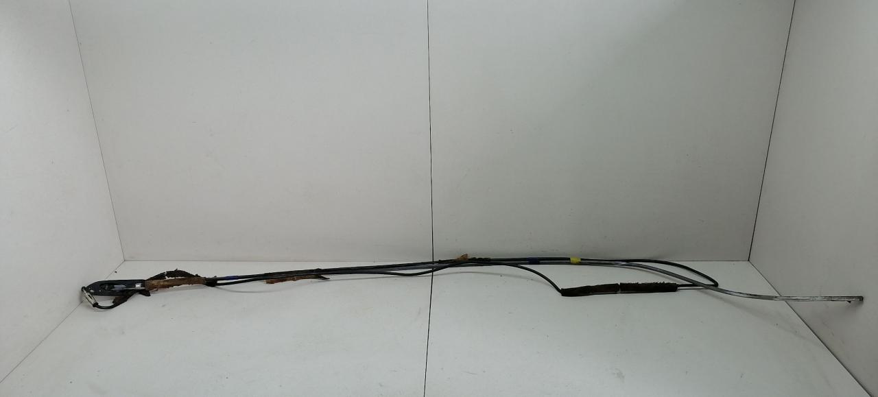 антенна Mitsubishi Colt 5 поколение (CJO) 1998, 1.3 л., i, 4G13 (12V), бензин, 5МКПП, голубой металлик, хетчбэк 3 дв., передний привод - фото №1