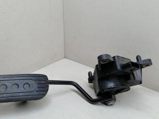 педаль Nissan Micra K12 [2-й рестайлинг] K12 2008, 1.5 л., DCi, K9K, дизель, МКПП, серый, хетчбэк 5 дв., передний привод, 18002AX700