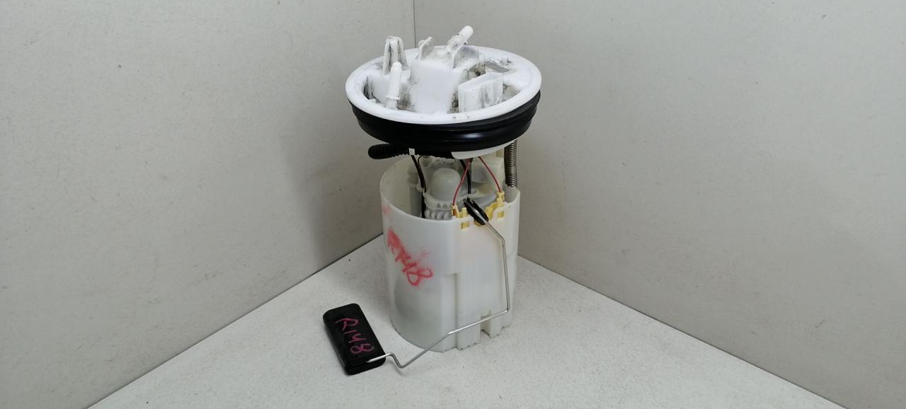 насос топливный Mazda 3 BL 2009, 2.0 л., i, бензин, 5МКПП, чёрный, хетчбэк 5 дв., передний привод, 0580200016, U00622798 - фото №1