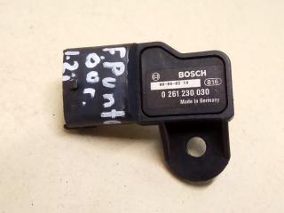 датчик абсолютного давления Fiat Punto 2 поколение 2000, 1.2 л., i, бензин, 261230030