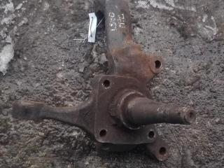 ступица передняя левая Mitsubishi L300 2 поколение 1990