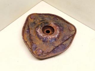 опора амортизатора верхняя (чашка) Mitsubishi Colt 5 поколение (CJO) 1999