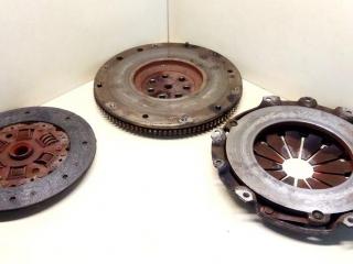 комплект сцепления Mitsubishi Space Wagon 2 поколение (Typ N30/N40) 1996, 1.8 л., i, бензин