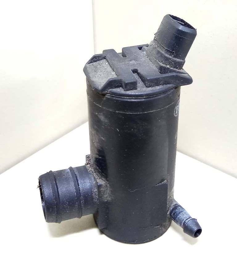 насос (моторчик) омывателя стекла Daewoo Matiz M100 1998, 0.8 л., i, F8CV, бензин, МКПП, зеленый, хетчбэк 5 дв., передний привод, 96318238 - фото №1