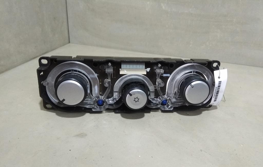 блок управления печки / климат-контроля Mitsubishi Outlander 1 поколение 2006, 2.4 л., i, бензин - фото №1